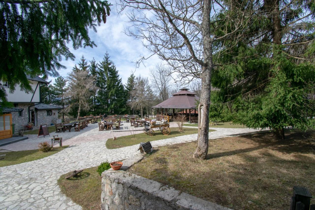 Holiday park Hajducka cesma Dubovsko Zewnętrze zdjęcie